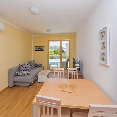 Villa Slano Apartments