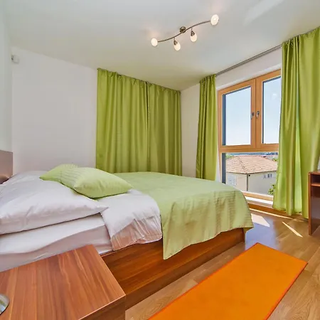 Villa Slano Apartments *