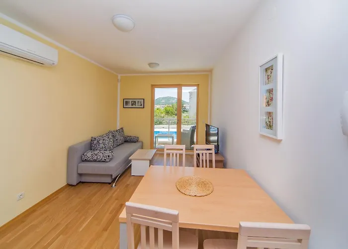 Villa Slano Apartments