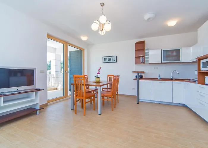 Villa Slano Apartments *